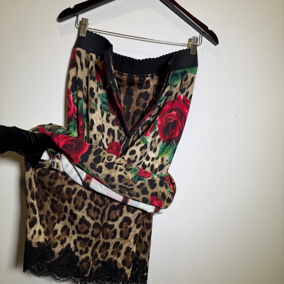 NWOT Dolce & Gabbana Leopard rose print midi skirt Original Price $1250 SZ 10/12 - Picture 4 of 10